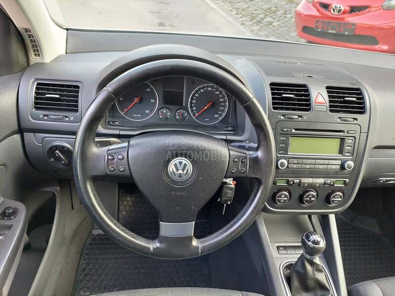 Volkswagen Golf 5 1.9TDI GERMANY