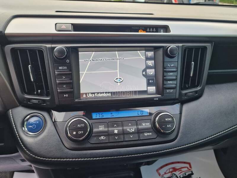 Toyota RAV 4 2.5HYBRID/4WD
