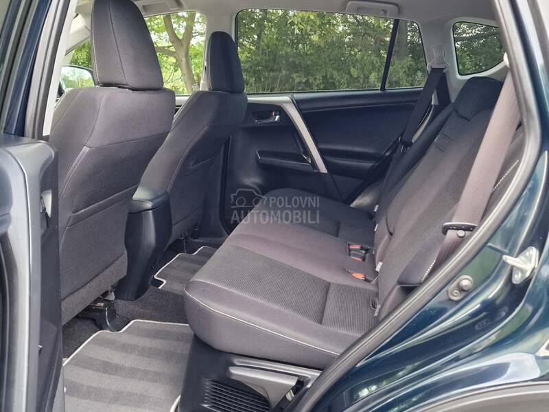 Toyota RAV 4 2.5HYBRID/4WD