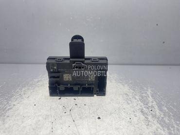 ELEKTRONIKA MODUL VRATA za Audi A4