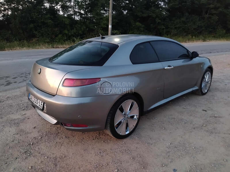 Alfa Romeo GT jtd M