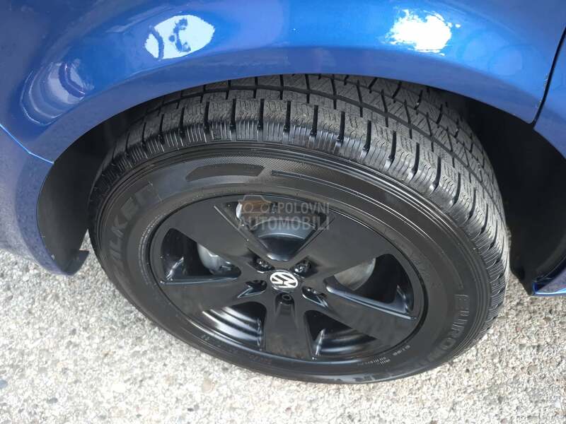 Volkswagen Transporter T5 TDI KLIMA 6 SEDIŠTA LONG