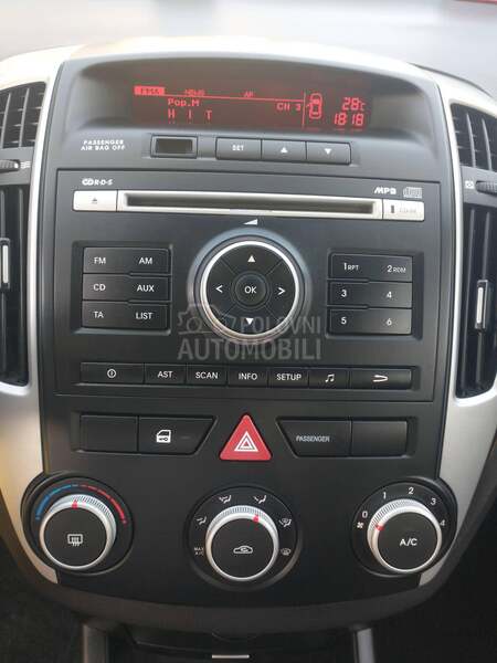 Kia pro_cee`d 1.4 lx fresh