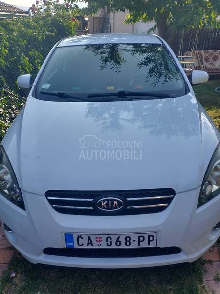 Kia pro_cee`d 1.4 lx fresh