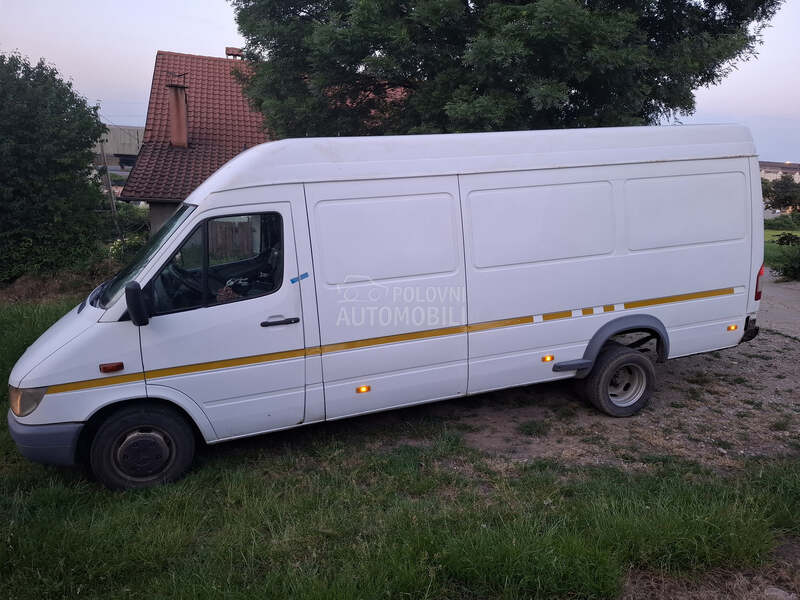 Mercedes Benz Sprinter 