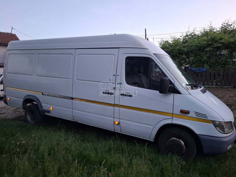 Mercedes Benz Sprinter 