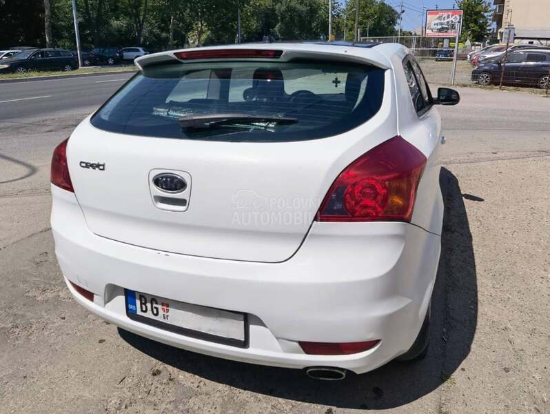 Kia pro_cee`d 