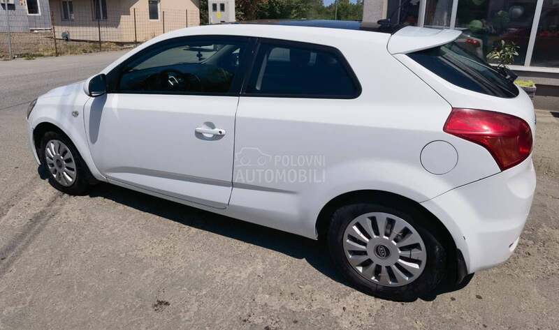 Kia pro_cee`d 
