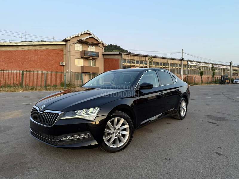 Škoda Superb CRISTAL