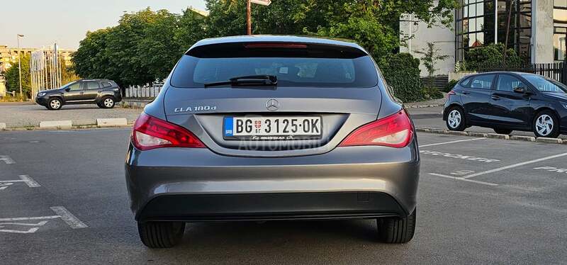 Mercedes Benz CLA 180 Shooting Brake 180 d