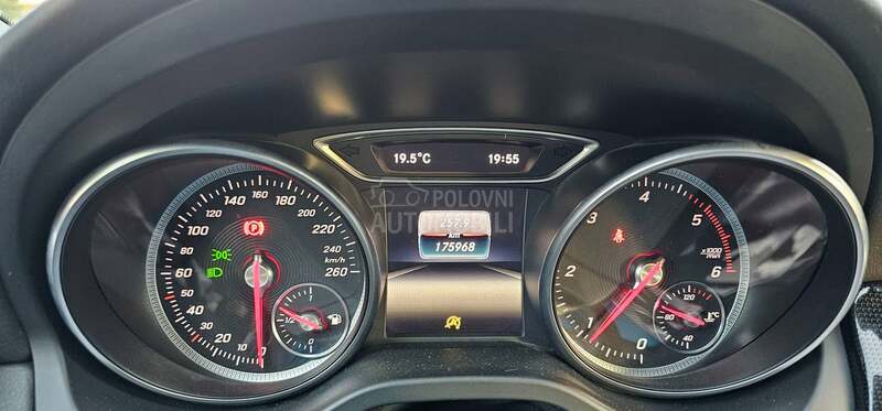 Mercedes Benz CLA 180 Shooting Brake 180 d