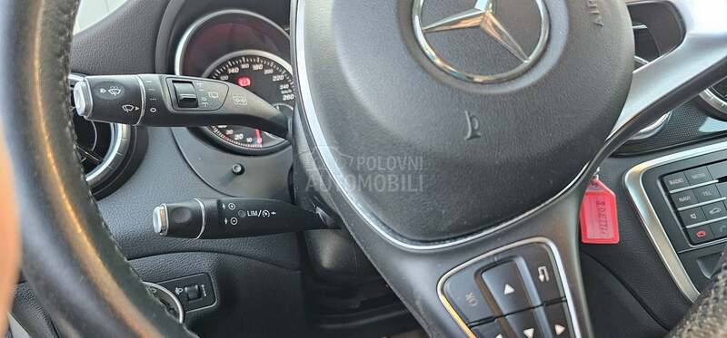Mercedes Benz CLA 180 Shooting Brake 180 d