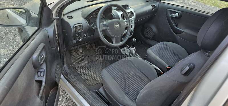 Opel Corsa C 1.0 G.a.s A.test