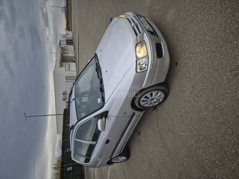 Mitsubishi Space Star 1.9
