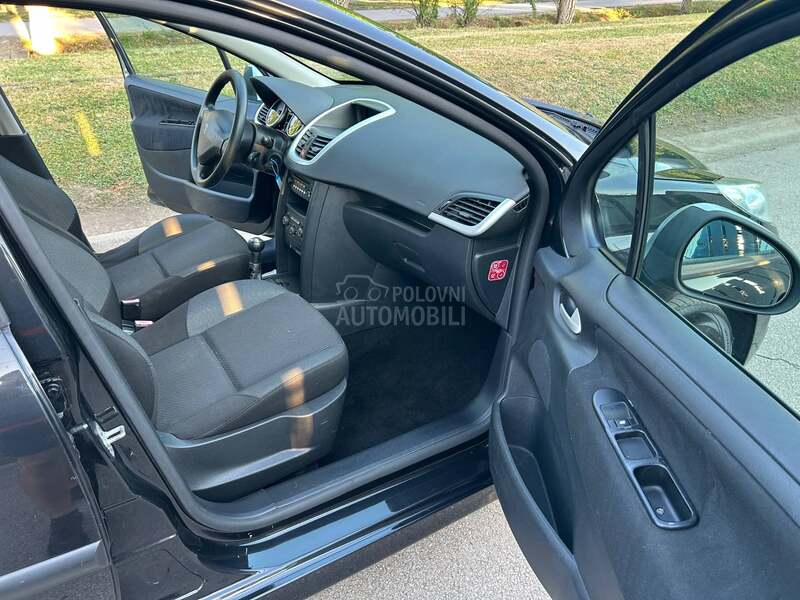 Peugeot 207 1.4 HDI