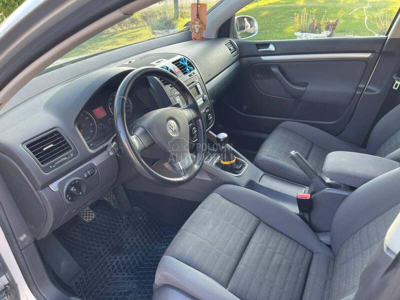 Volkswagen Golf 5 1.4 comfortline
