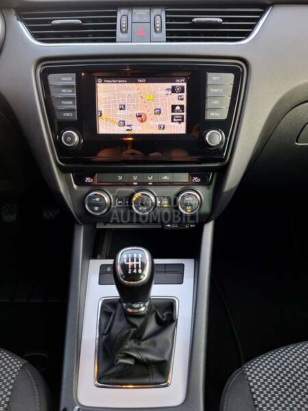 Škoda Octavia POGLEDATI TEXT