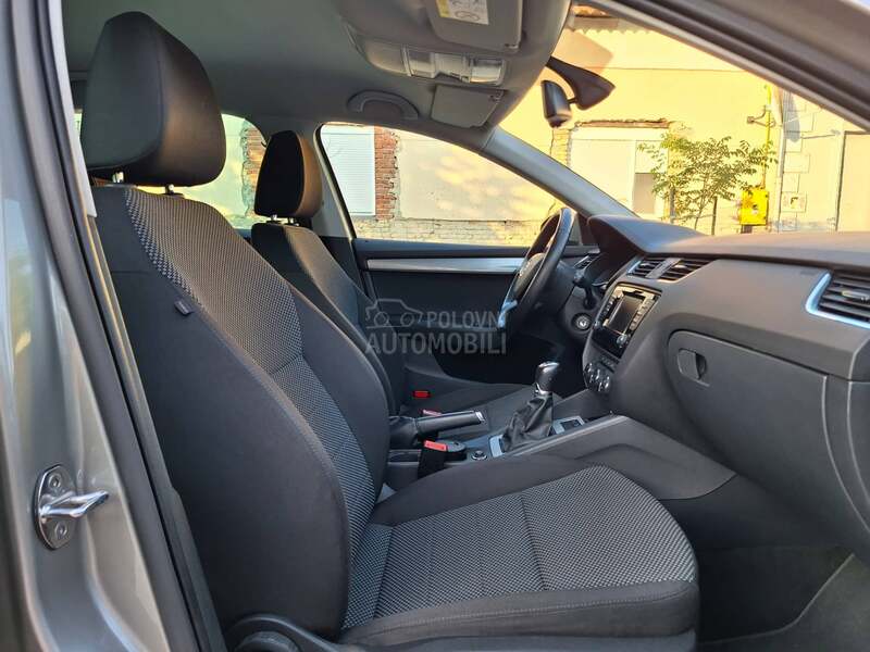 Škoda Octavia POGLEDATI TEXT