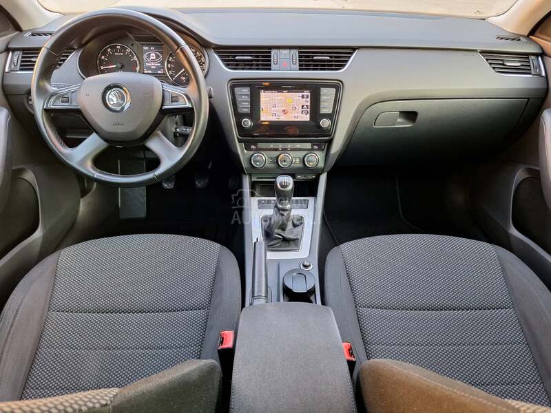 Škoda Octavia POGLEDATI TEXT
