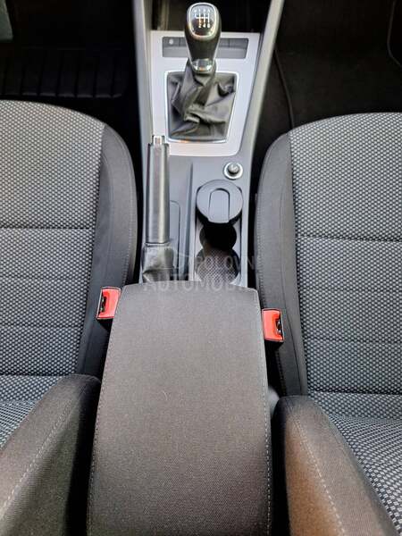 Škoda Octavia POGLEDATI TEXT