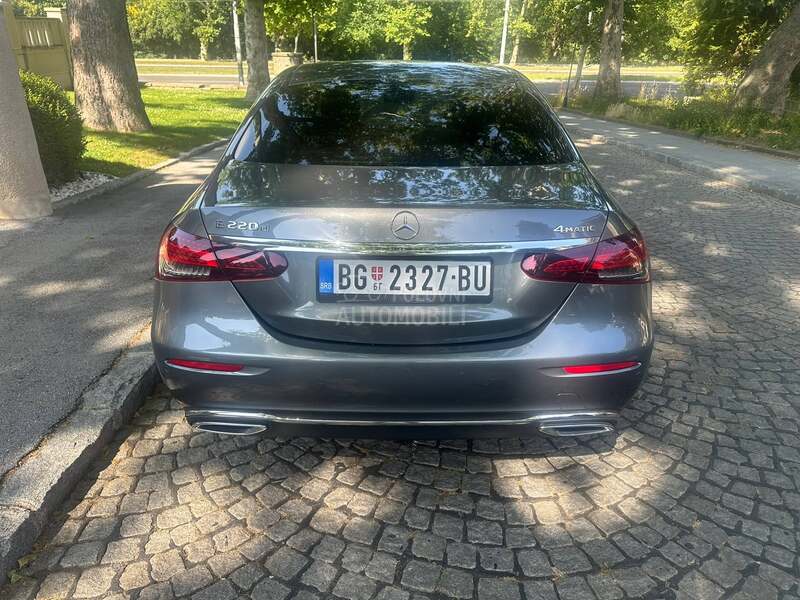 Mercedes Benz E 220 4MATIC/Avantgard