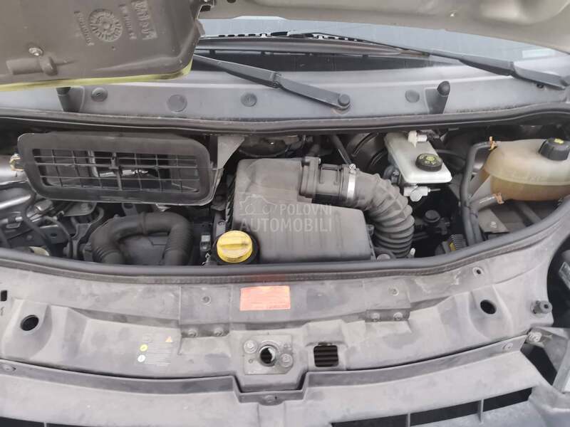 Opel Vivaro 2.0dci CH