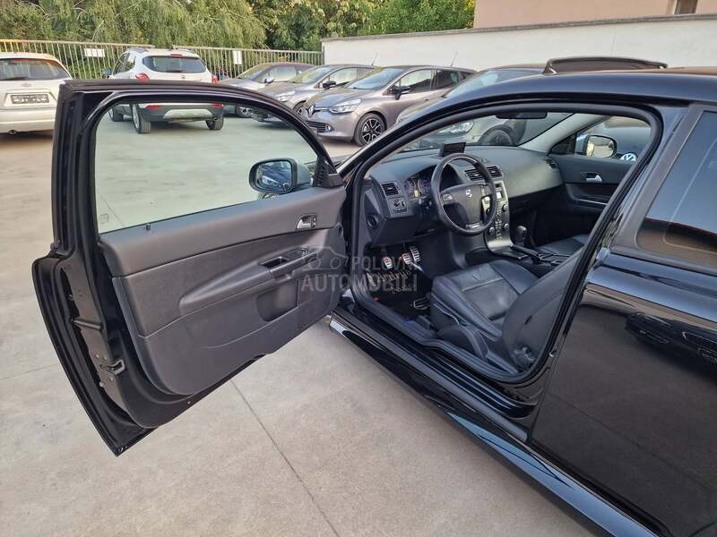 Volvo C30 BLACK EDITION
