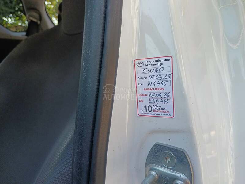 Toyota iQ 