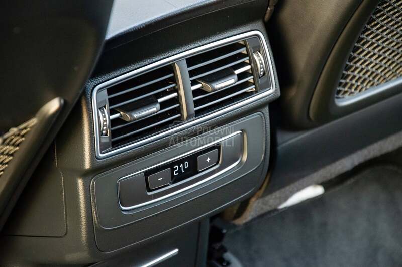 Audi Q7 E tron S line
