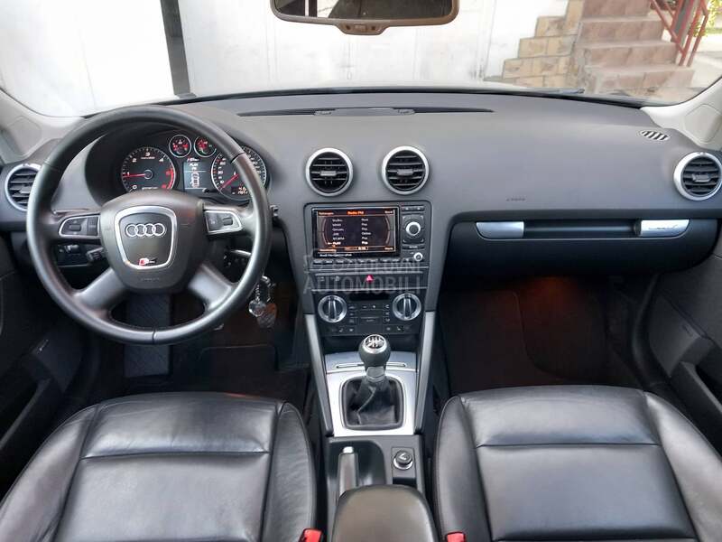 Audi A3 1.6TDI S-LINE BOSE