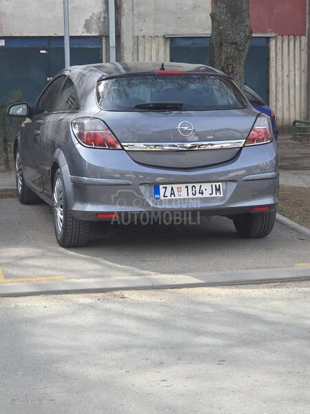 Opel Astra H GTC