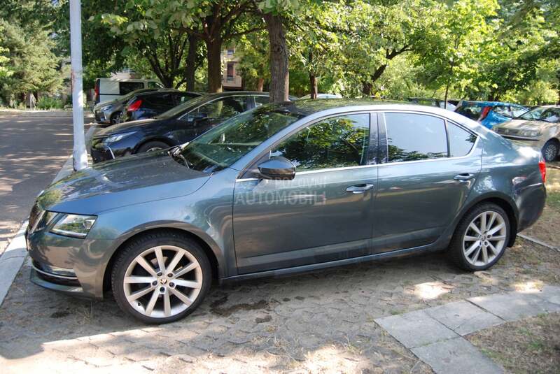 Škoda Octavia 1.4 TSI PREMIUM