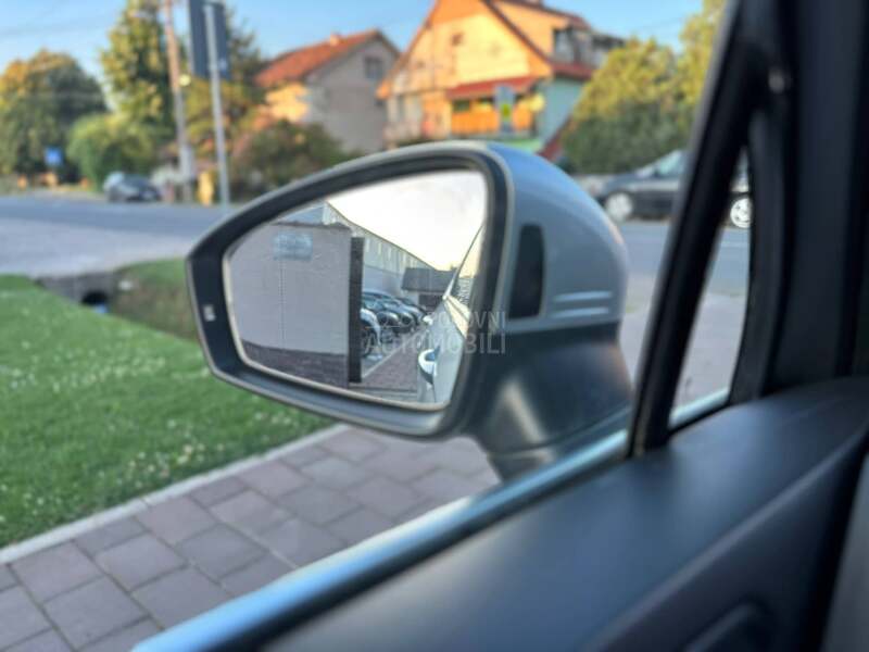 Volkswagen Tiguan 2.0TDI DSG IQ LIGHT