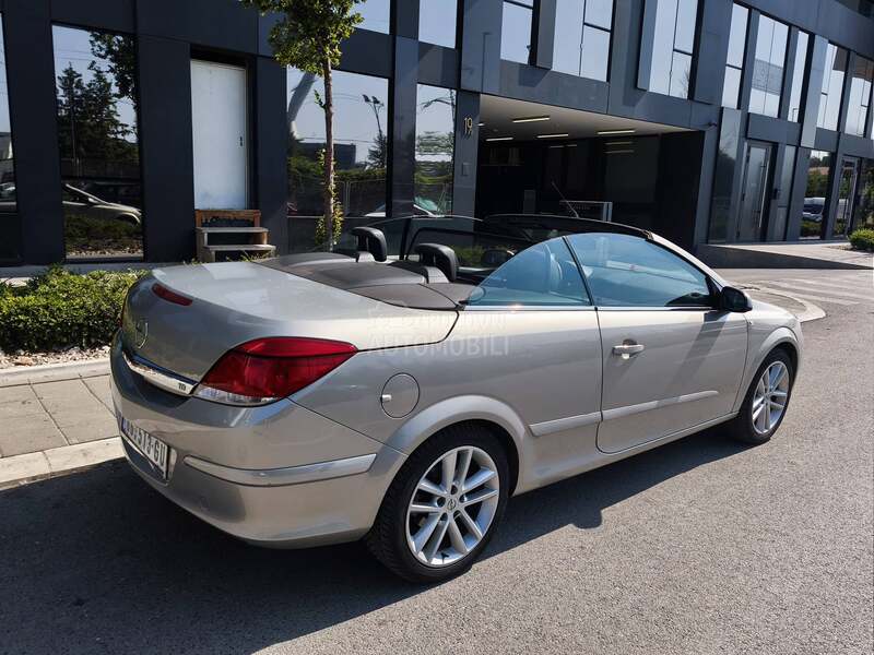 Opel Astra H 1.8 cabrio