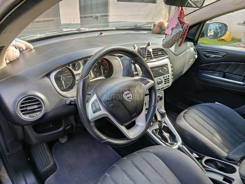 Lancia Delta 