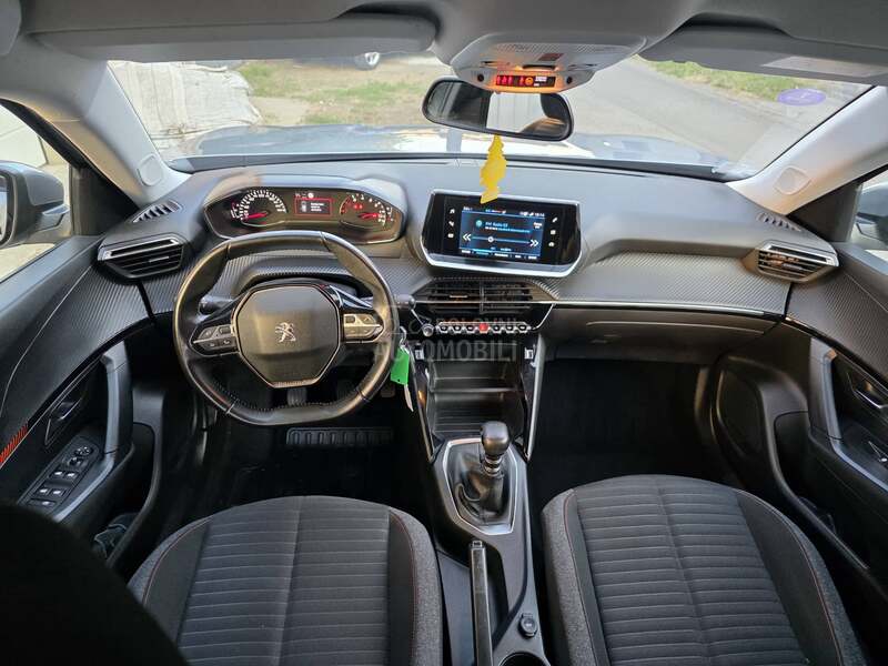 Peugeot 2008 1.2 puretech