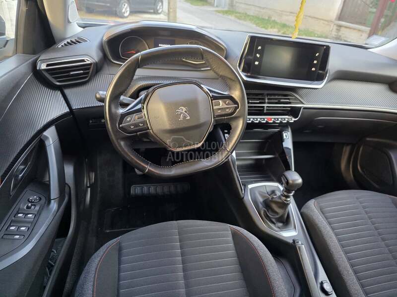 Peugeot 2008 1.2 puretech