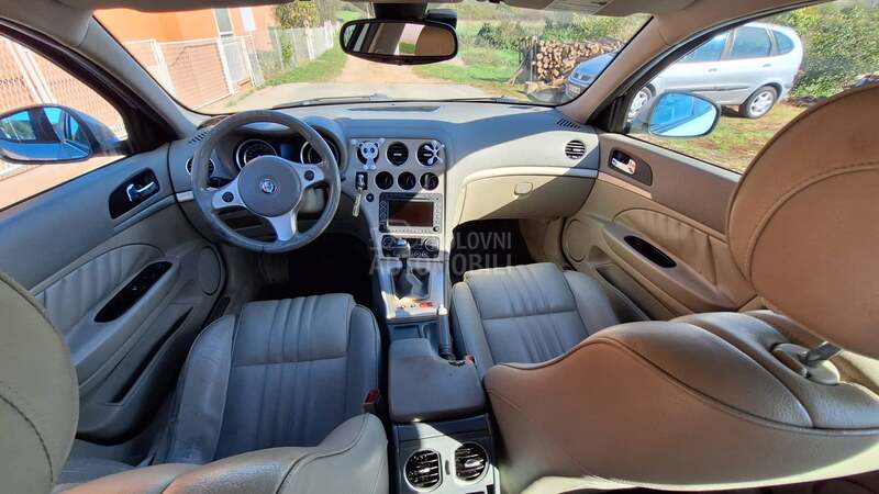 Alfa Romeo 159 1.9 jtdm