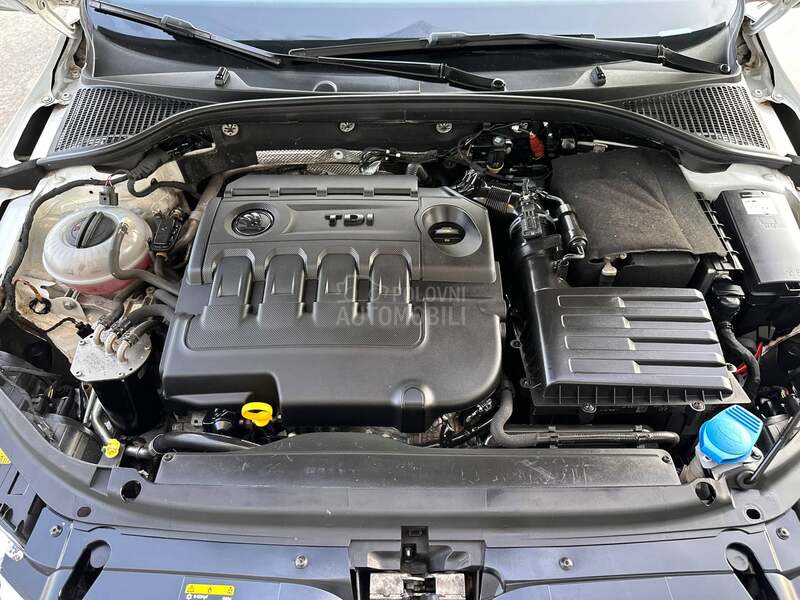 Škoda Octavia 1.6TDI Pano/Kam