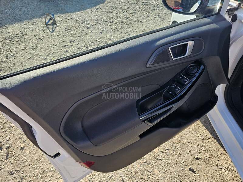 Ford Fiesta 114.000.K.M G.A.R.A.
