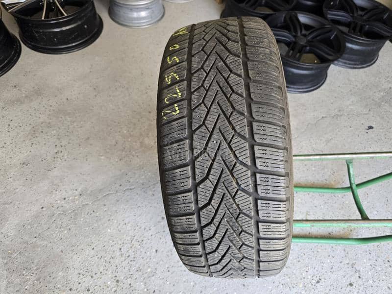 Semperit 225/50 R17 Zimska