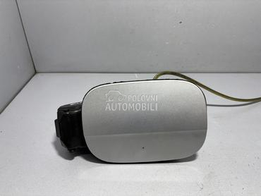 POKLOPAC REZERVOARA za Škoda Octavia