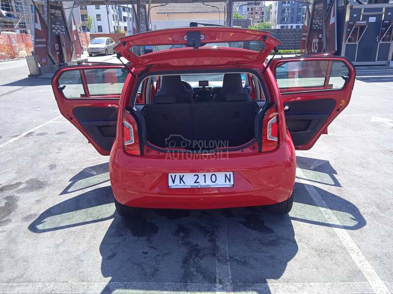 Volkswagen up! 