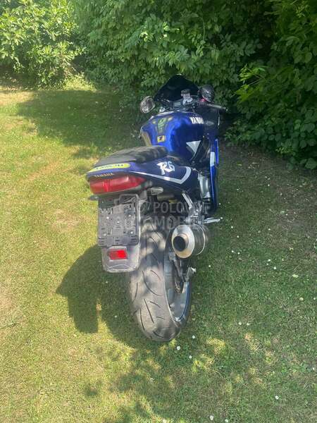 Yamaha R6
