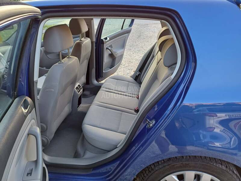 Volkswagen Golf 5 2.0 TDI 4X4 CH KUKA