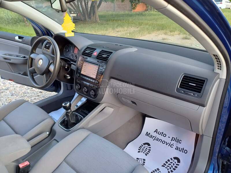 Volkswagen Golf 5 2.0 TDI 4X4 CH KUKA