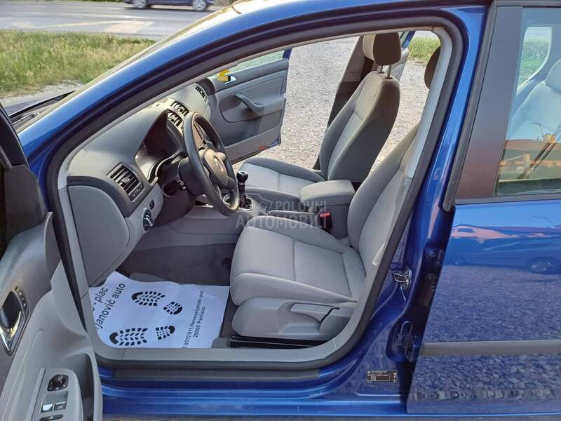 Volkswagen Golf 5 2.0 TDI 4X4 CH KUKA