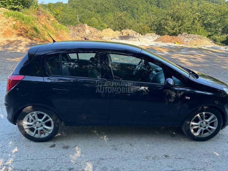 Opel Corsa D 