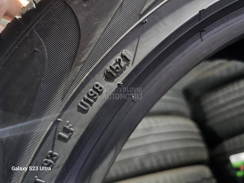 Pirelli 235/50 R19 Letnja