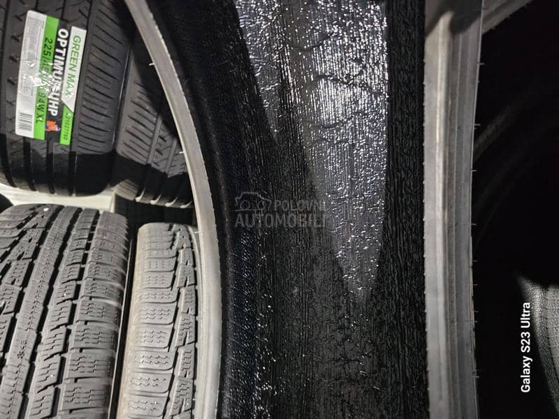 Pirelli 235/50 R19 Letnja